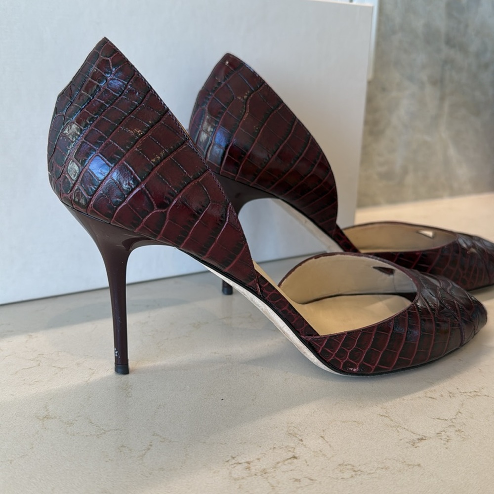 Jimmy Choo Faux Snake D’Orsay Heels, Bordeaux, 38.5. - Picture 4 of 6